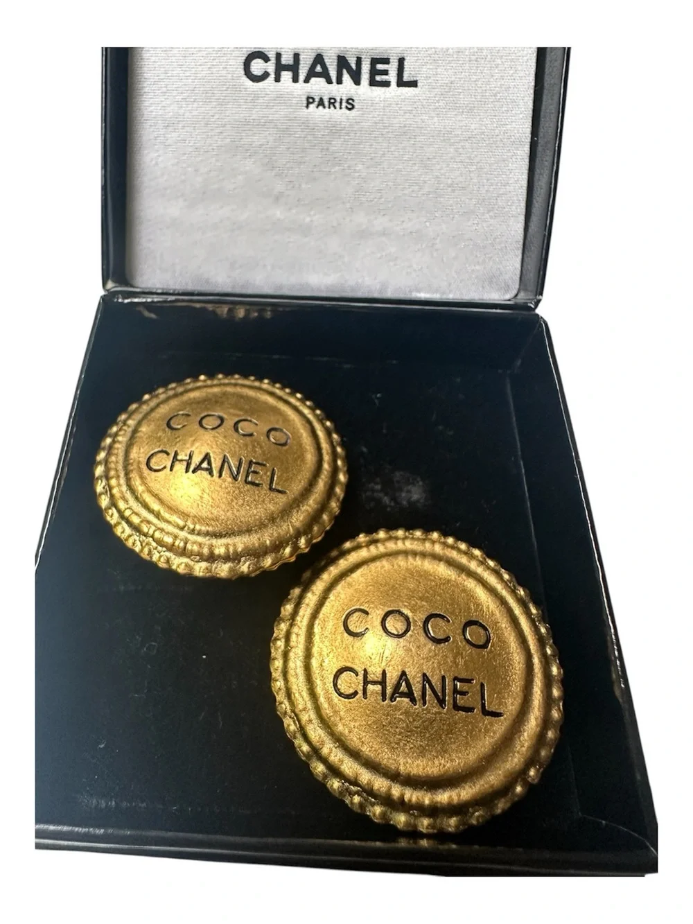 RARE Vintage CHANEL 94A COCO CHANEL Gold Button Clip-On Earrings 1.4” w/ Box